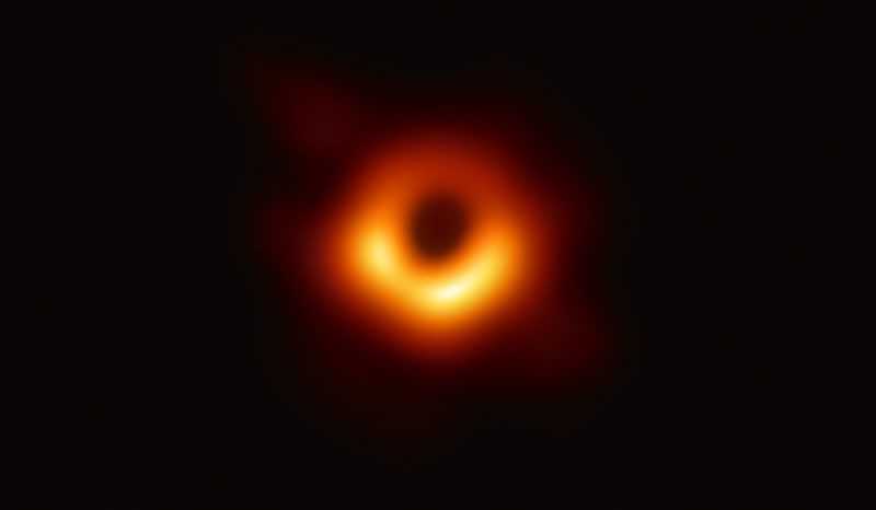 Picture for What's inside a Black Hole article